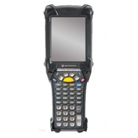 Терминал сбора данных Motorola MC9200 1D/2D CMOS-имиджер темный 2 Гб, 43 кл., Windows, Long Range, Bluetooth, WiFi, рукоятка, RFID-метка