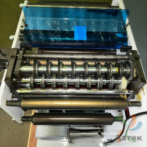 Станок продольно-резательный  узкорулонный для резки и перемотки бумаги (бобинорезка) FPL-350L