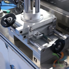 Этикетировщик автоматический  AP-P03 напольный для плоских предметов