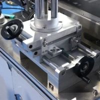 Этикетировщик автоматический AS-P01D с принтером напольный для плоских предметов