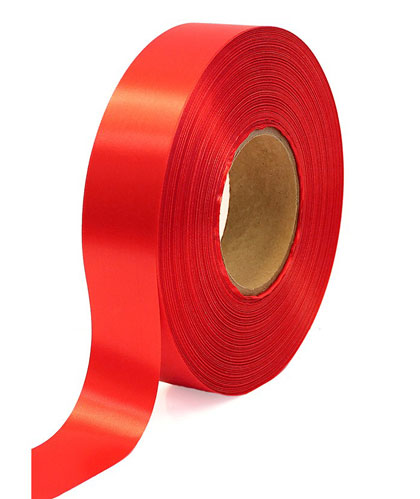 красная текстильная лента из сатина